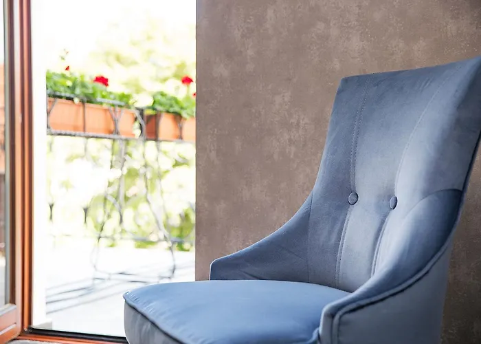 Mistral 3* אוסטקה