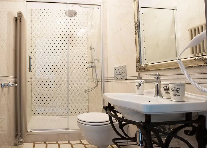 Mistral אוסטקה