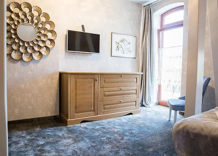 Oda ve Kahvaltı Mistral Ustka