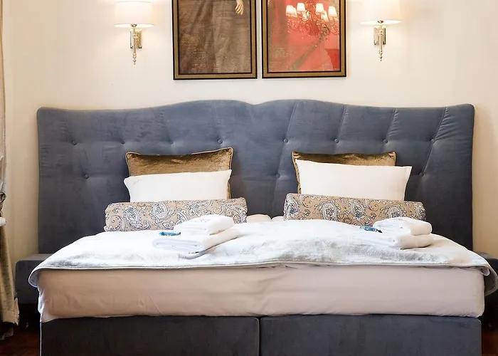 Mistral לינה וארוחת בוקר 3*